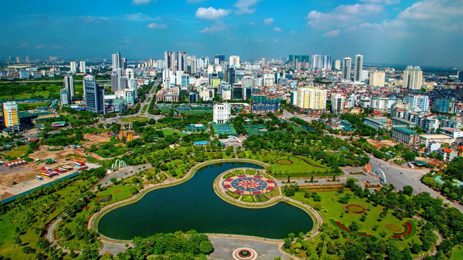 Kinh tế Hà Nội 4 tháng giữ nhịp tăng trưởng