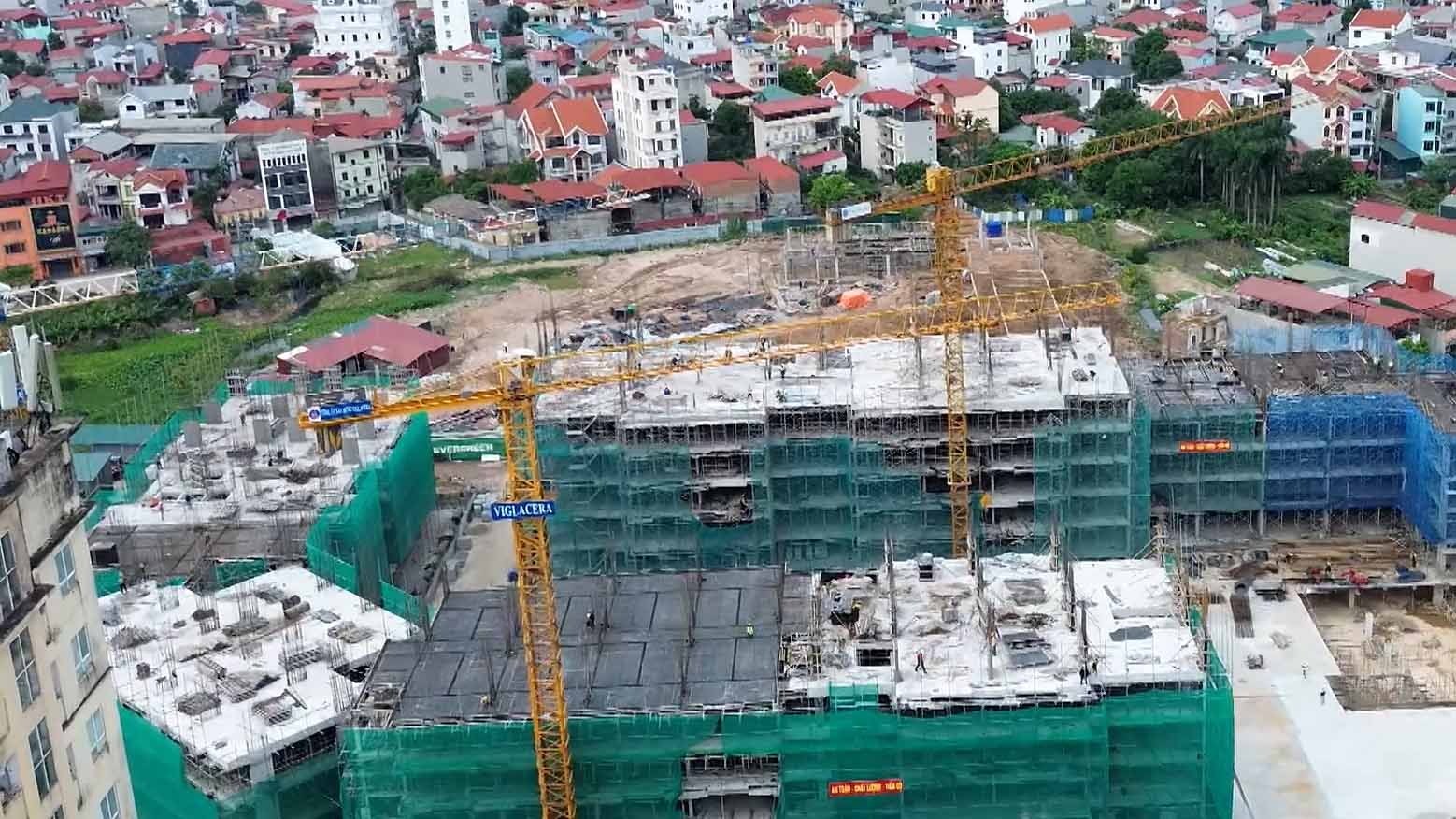 Bộ Xây dựng yêu cầu tăng tốc hoàn thành mục tiêu NƠXH trong năm 2026