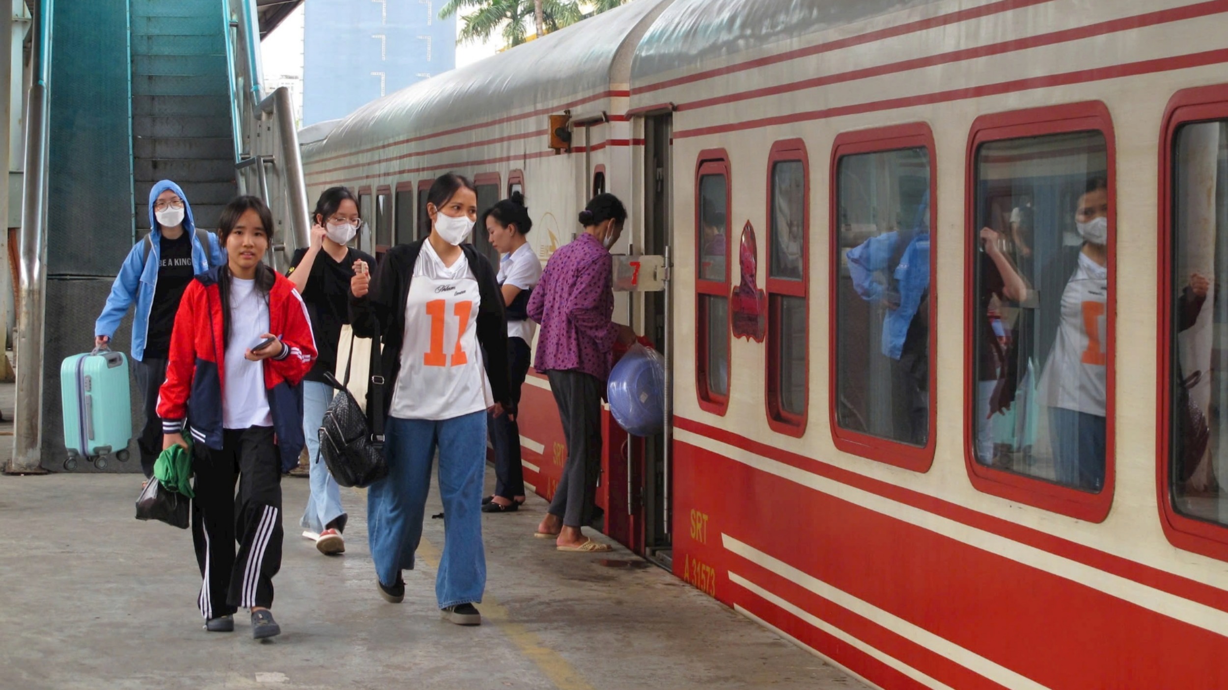 Ga Hà Nội đón lượng hành khách lớn dịp nghỉ lễ