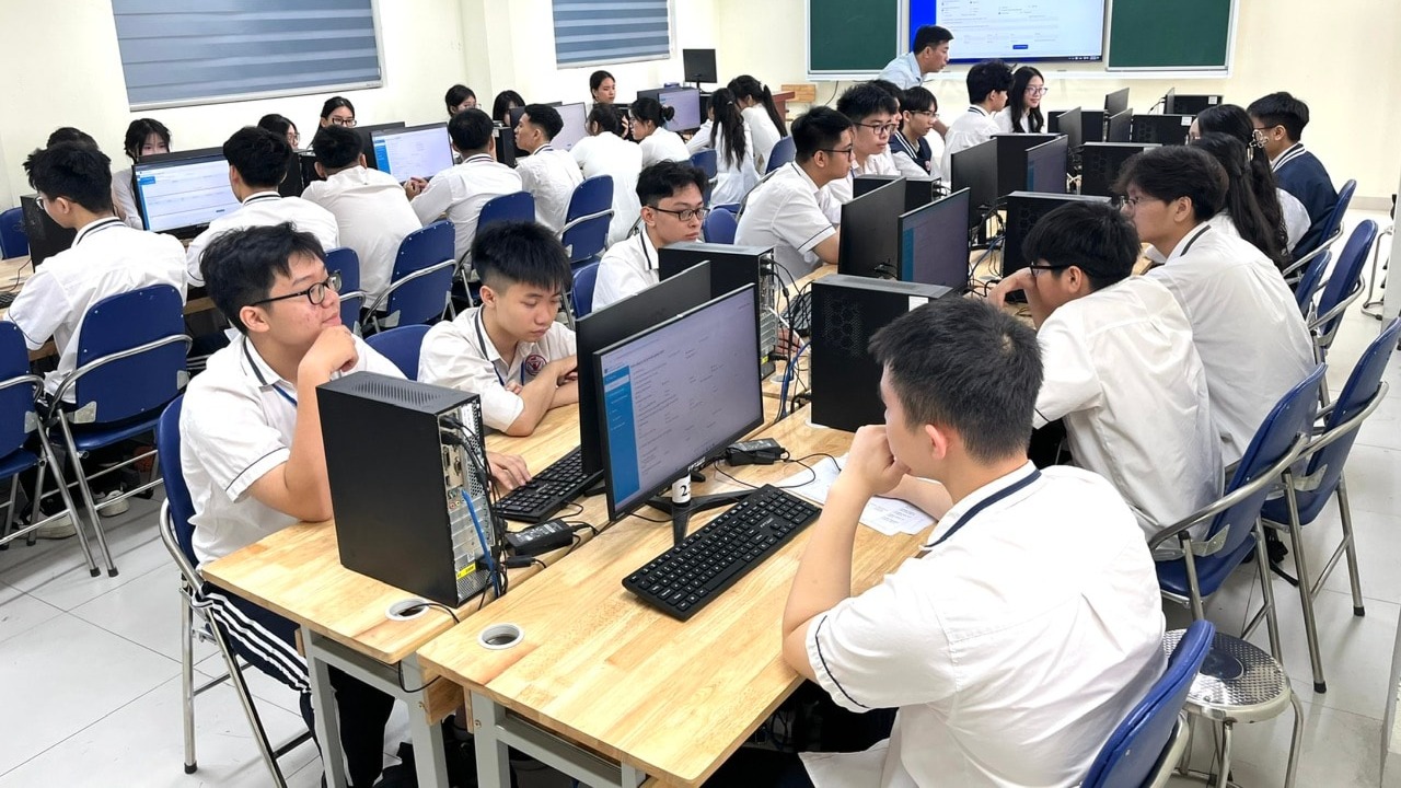 Thí sinh rà soát kỹ môn đăng ký thi tốt nghiệp THPT trước 17h ngày 5/5