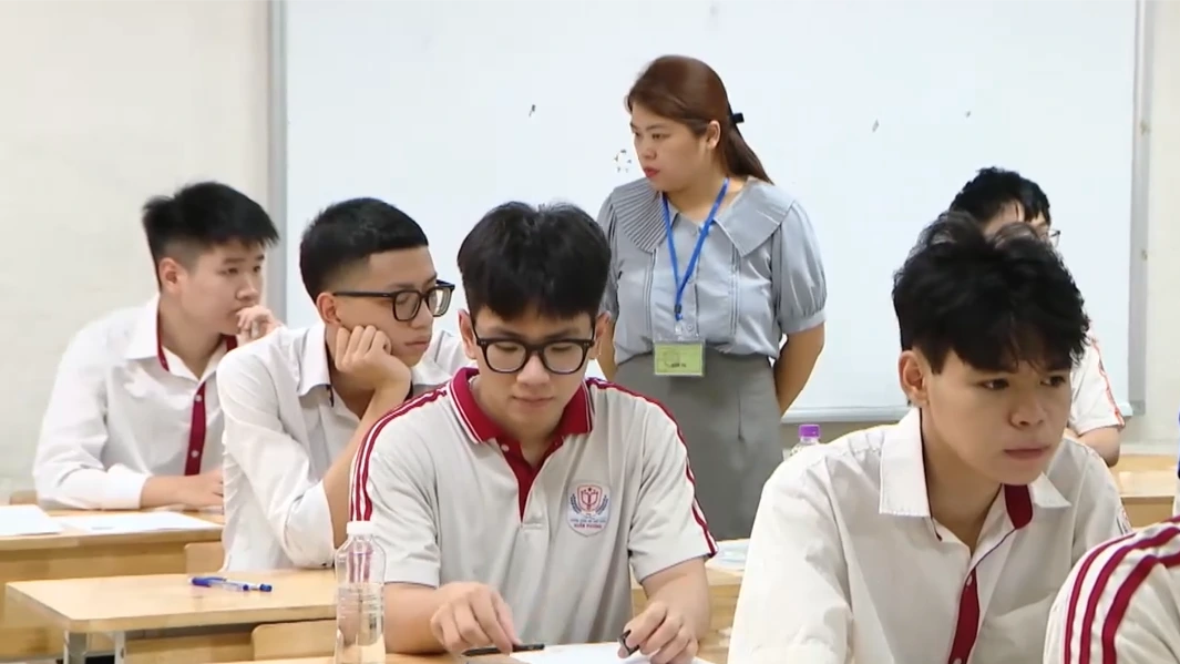Kỷ lục thí sinh dự thi tốt nghiệp THPT 2026