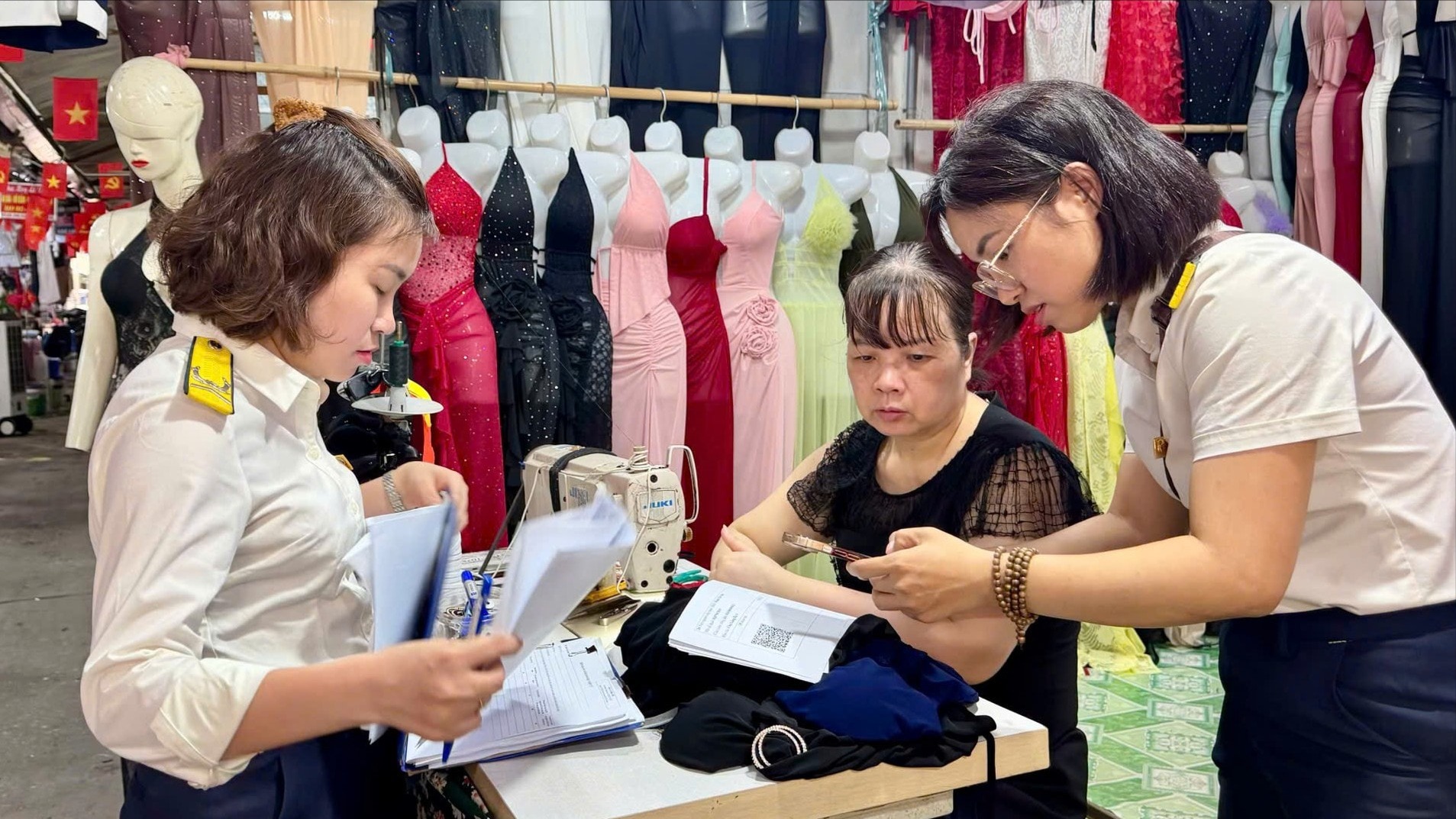 Tiếp sức hộ kinh doanh với ngưỡng doanh thu miễn thuế mới