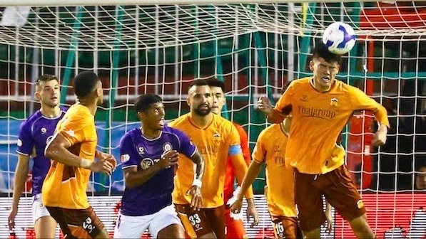 CLB Hoàng Anh Gia Lai chính thức trụ hạng LPBank V-League