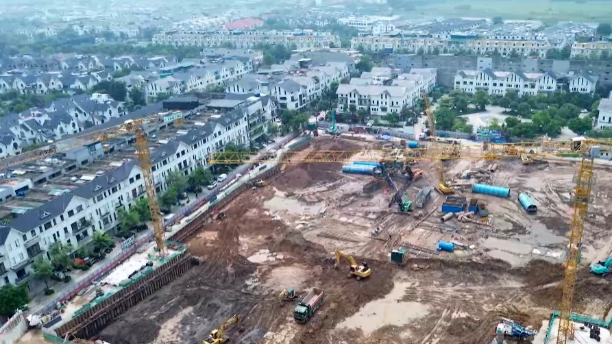 Doanh nghiệp BĐS đẩy mạnh phát hành cổ phiếu
