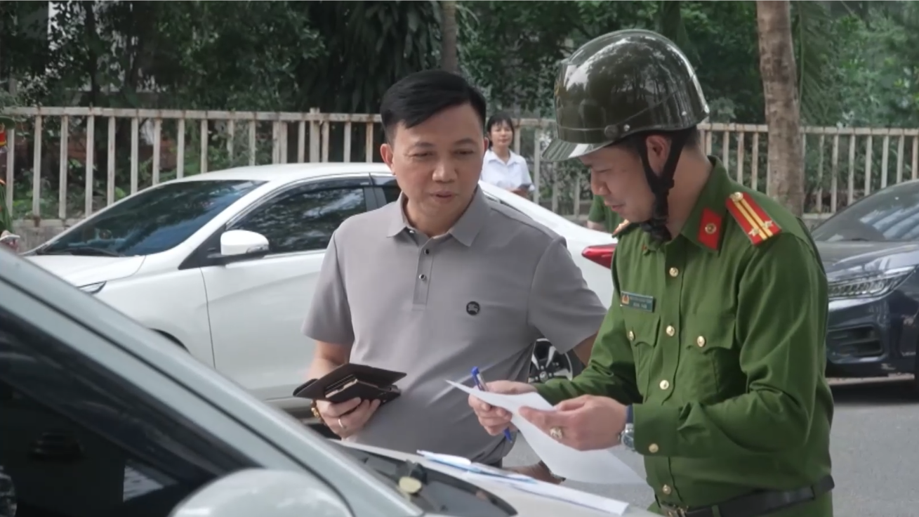 Phường Nghĩa Đô giải quyết điểm nghẽn về giao thông tĩnh