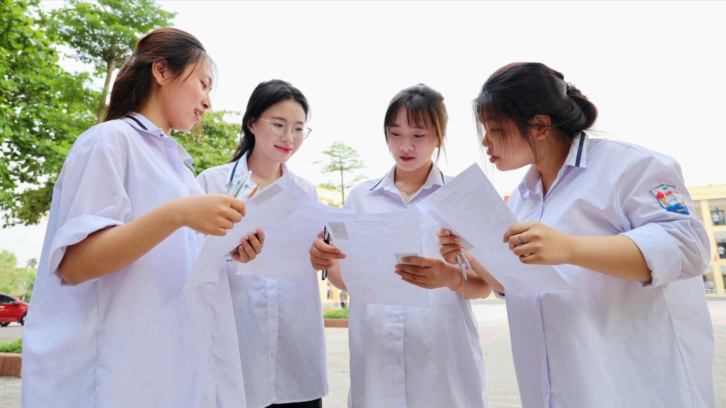 Hơn 1,2 triệu thí sinh hoàn thành ngày thi đầu tiên
