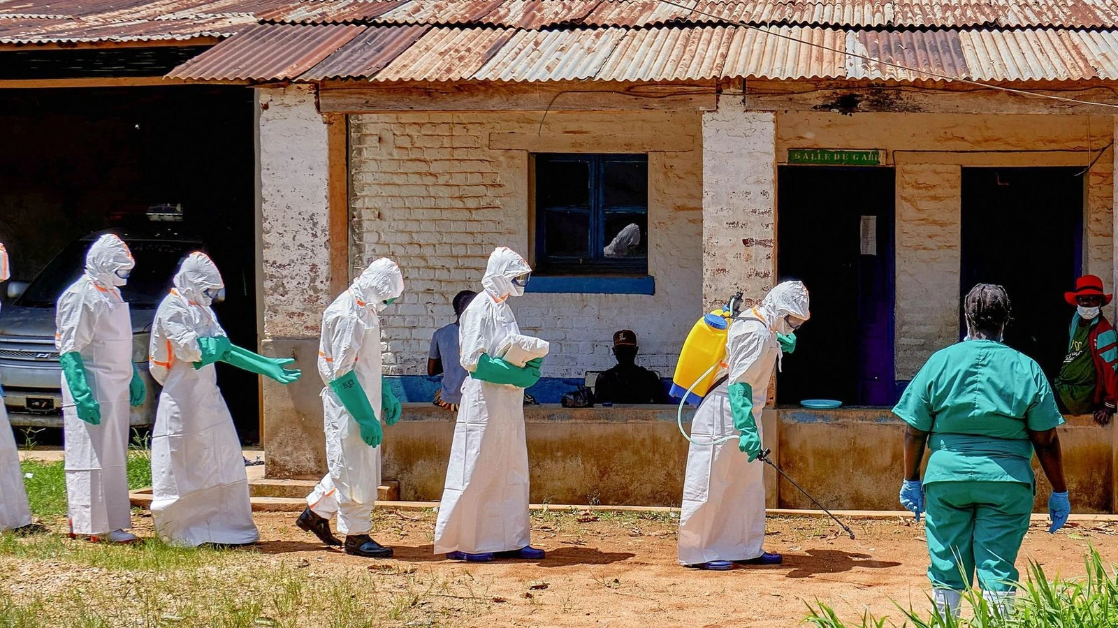 CDC châu Phi xác nhận Ebola tại Uganda trong tầm kiểm soát
