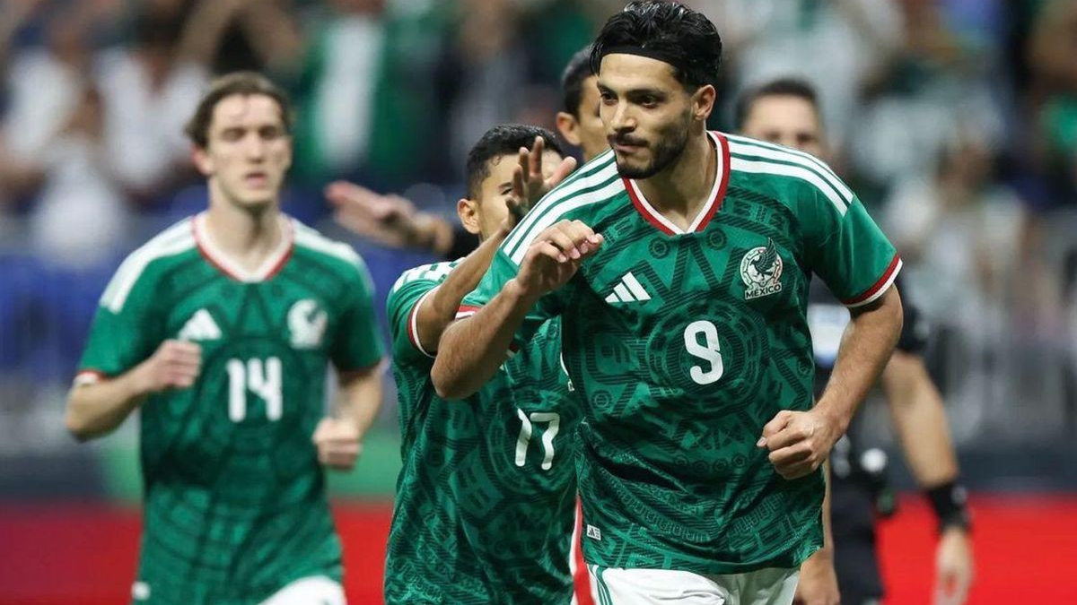 Đội tuyển Mexico khởi đầu thuận lợi