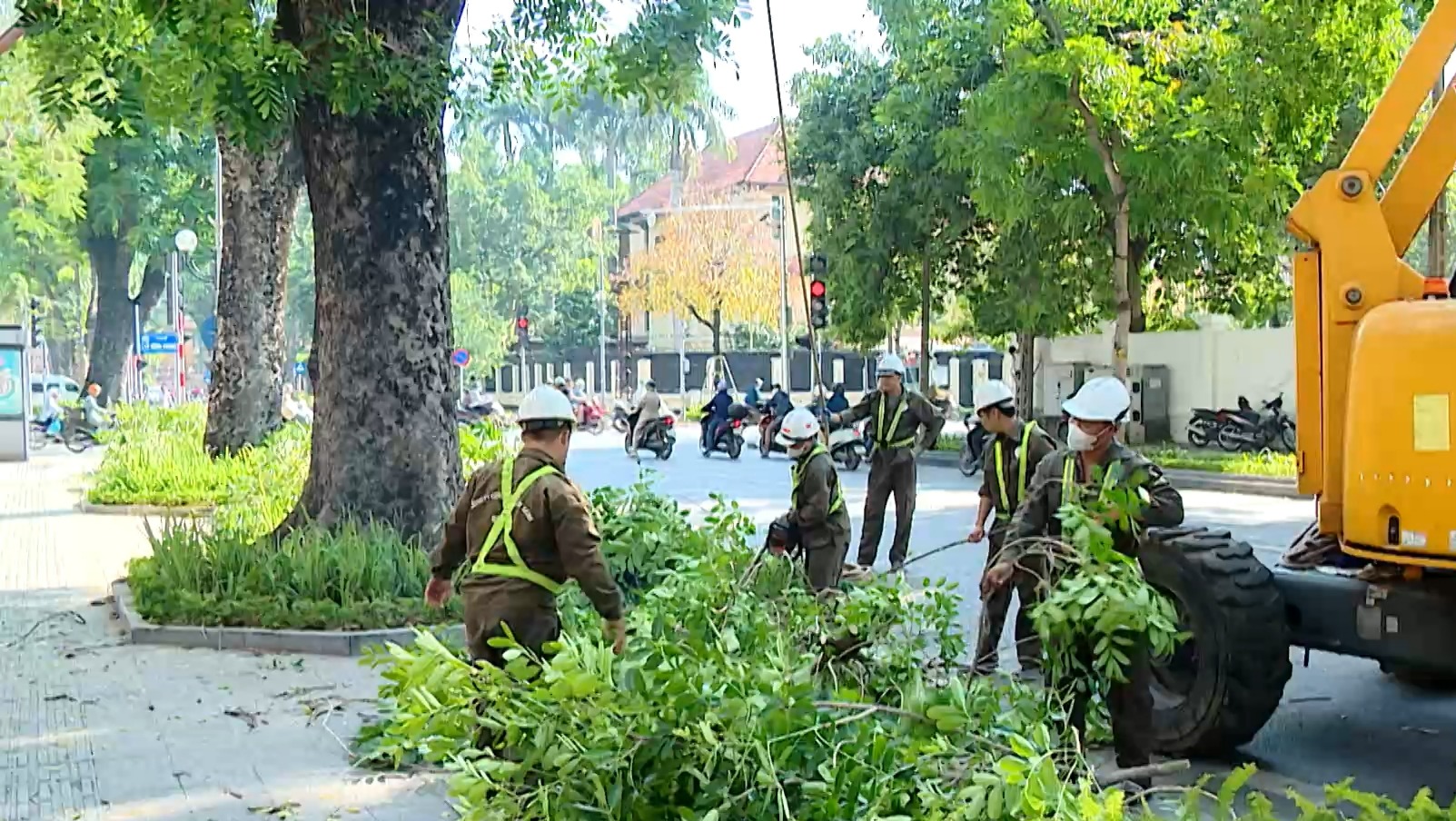 Hà Nội triển khai nhiều giải pháp đảm bảo an toàn mùa mưa bão