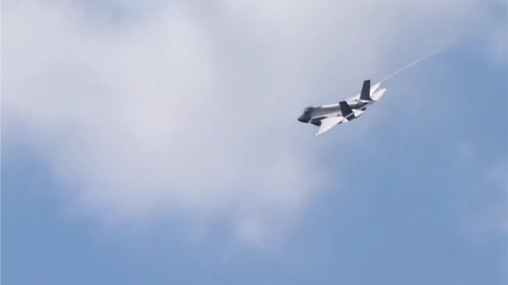 Ba Lan tiếp nhận tiêm kích tàng hình F-35 đầu tiên từ Mỹ