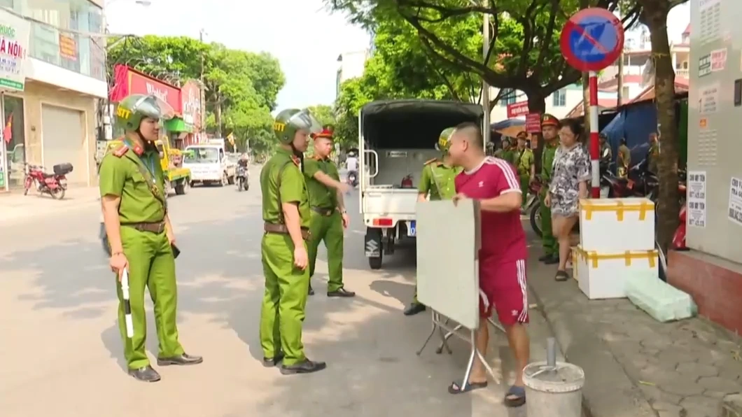Hà Nội tăng gấp đôi mức phạt nhiều vi phạm giao thông