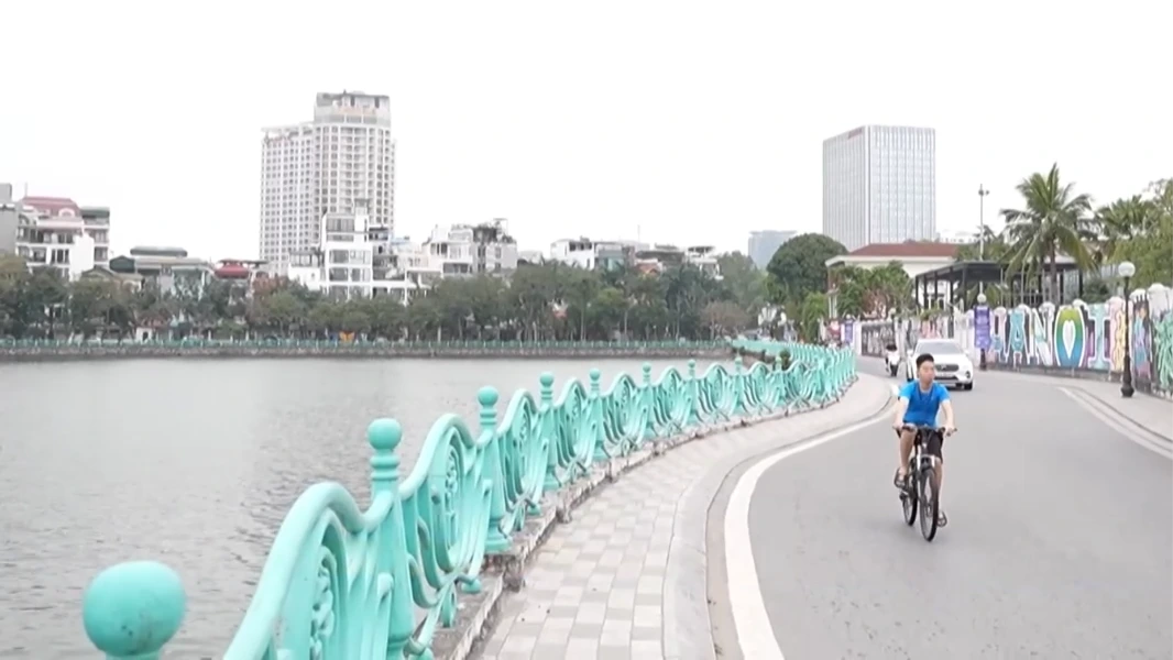 Hà Nội đầu tư hơn 30.000 tỷ mở rộng đường ven hồ Tây