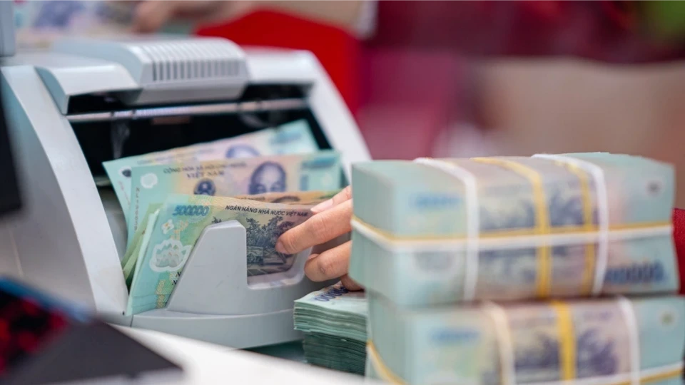 Chấn chỉnh tình trạng 'lách' quy định lãi suất huy động