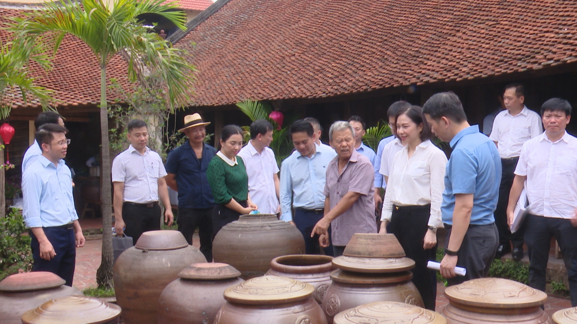 Đánh thức tiềm năng kinh tế tại làng cổ Đường Lâm