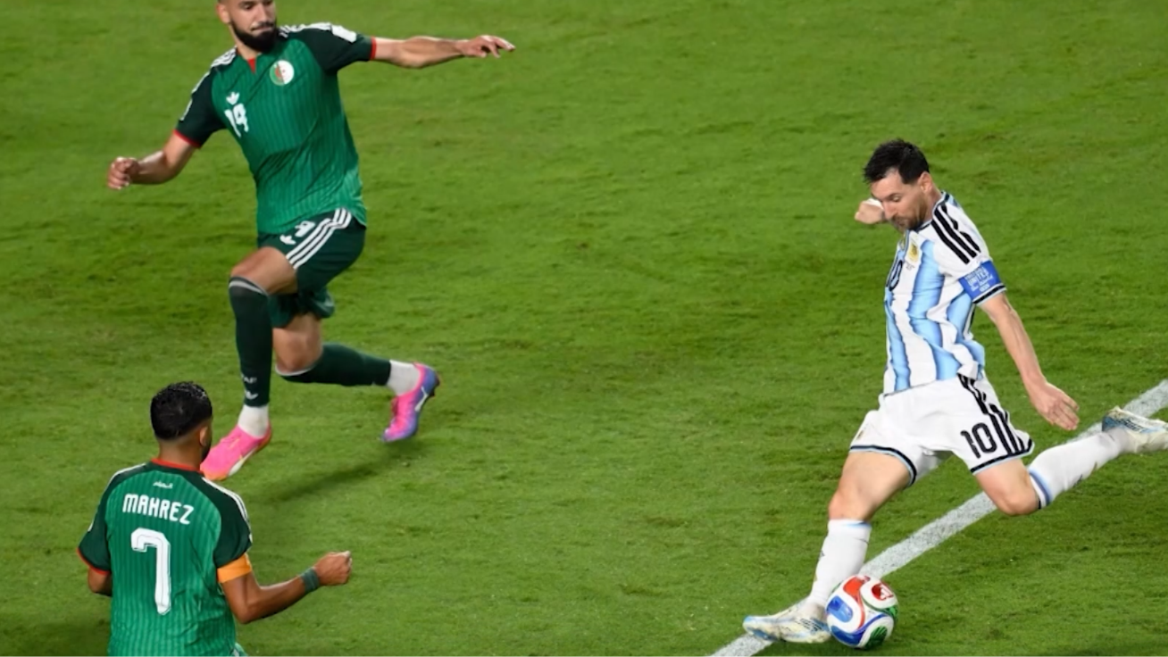 Lionel Messi đi vào lịch sử World Cup