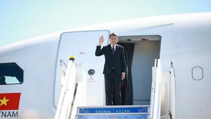 Thủ tướng Lê Minh Hưng đến Kazan dự Hội nghị cấp cao ASEAN - Nga