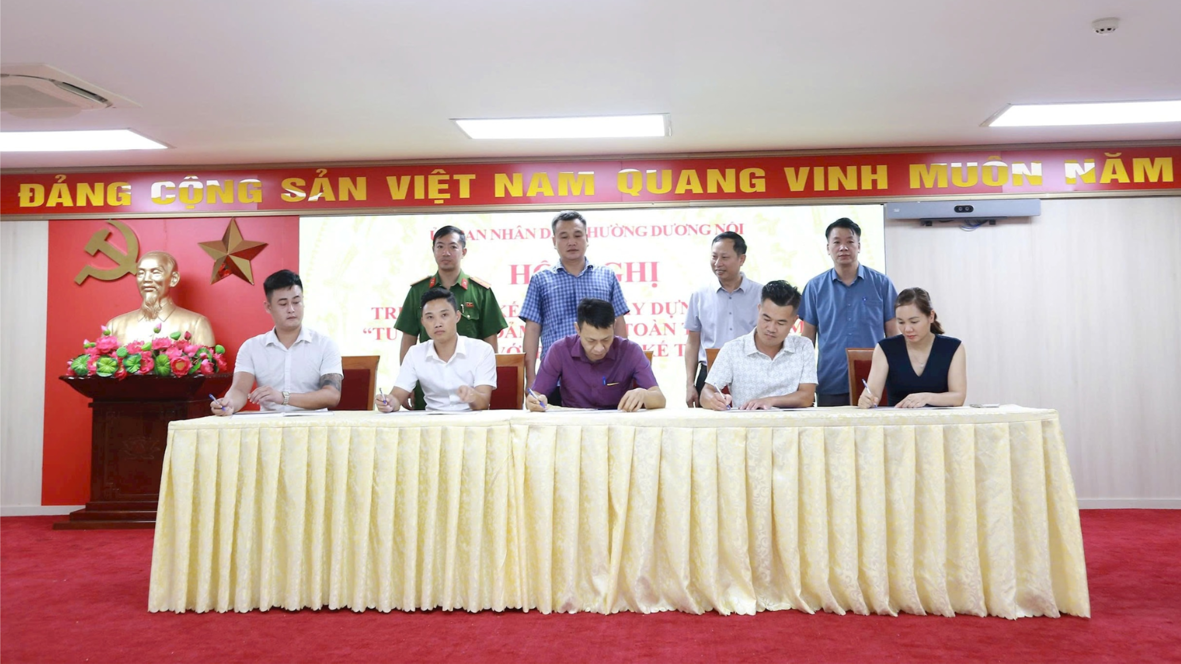 Phường Dương Nội xây dựng mô hình 'Tuyến phố bảo đảm an toàn thực phẩm'