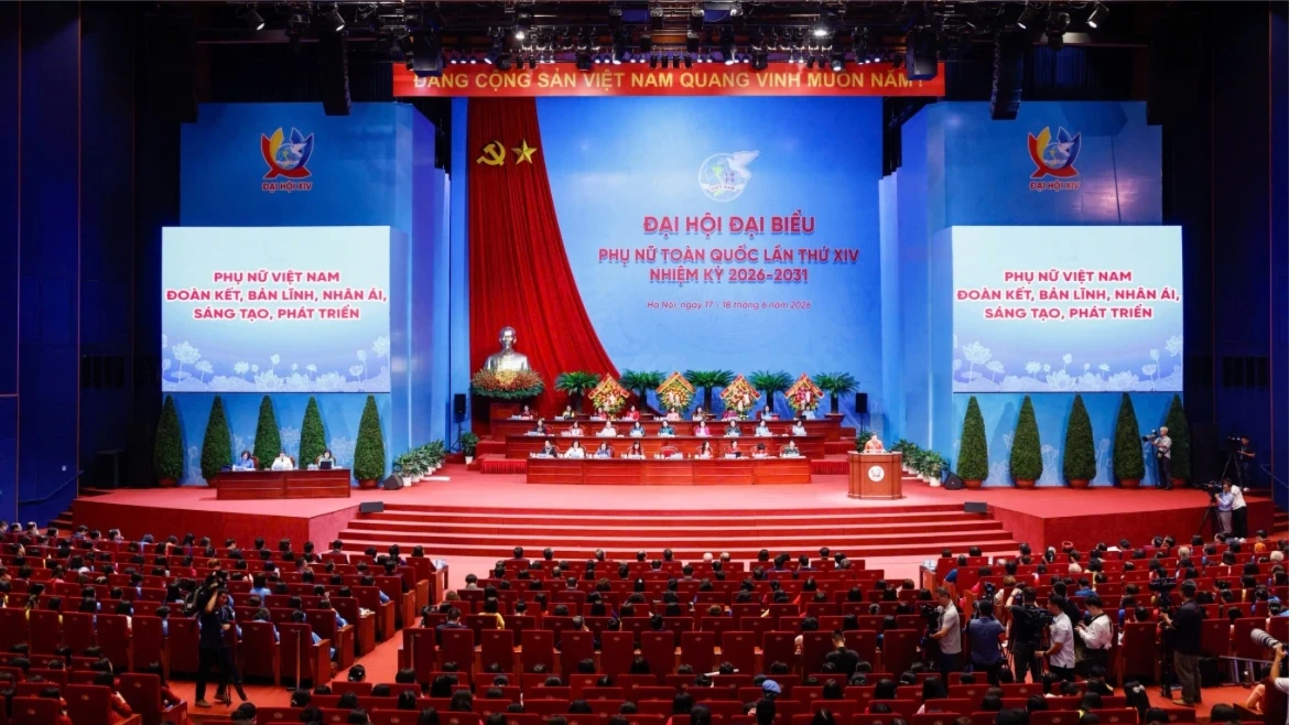 Khơi dậy tiềm năng, trí tuệ, khát vọng cống hiến của phụ nữ Việt Nam