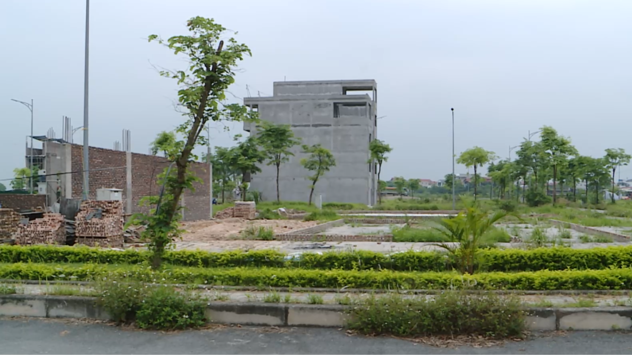 Chung cư điều chỉnh giá, đất nền thanh khoản suy giảm