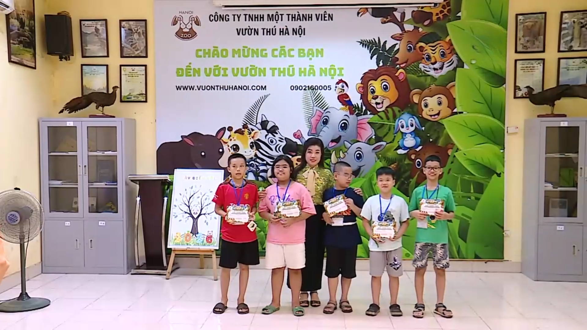 Mùa hè ý nghĩa giữa thiên nhiên tại Vườn thú Hà Nội 
