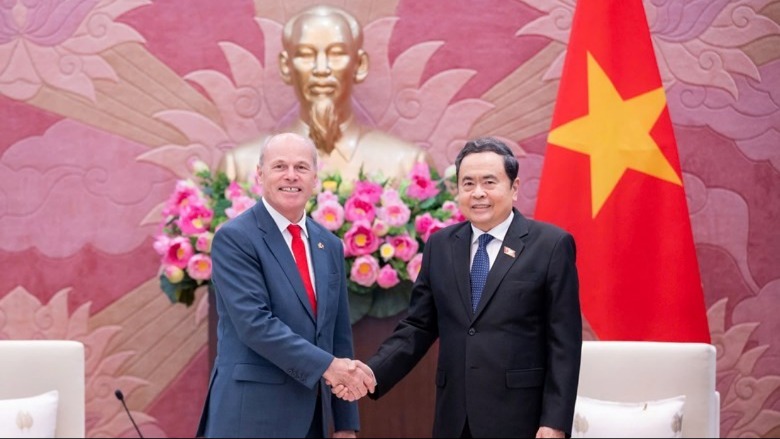 Việt Nam - Canada đẩy mạnh hợp tác kinh tế và lập pháp