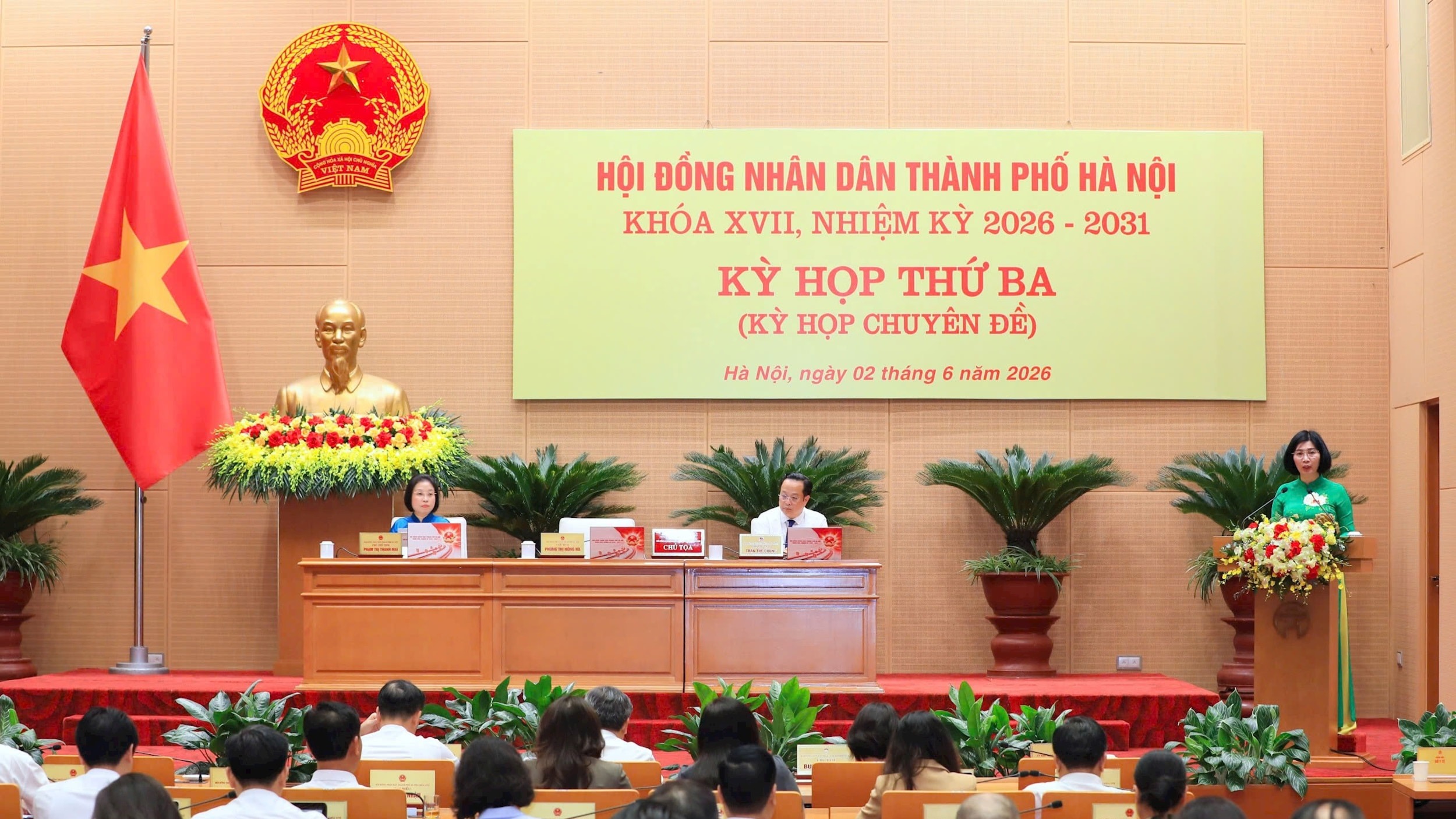 Thông qua nhiều Nghị quyết quan trọng phát triển Thủ đô