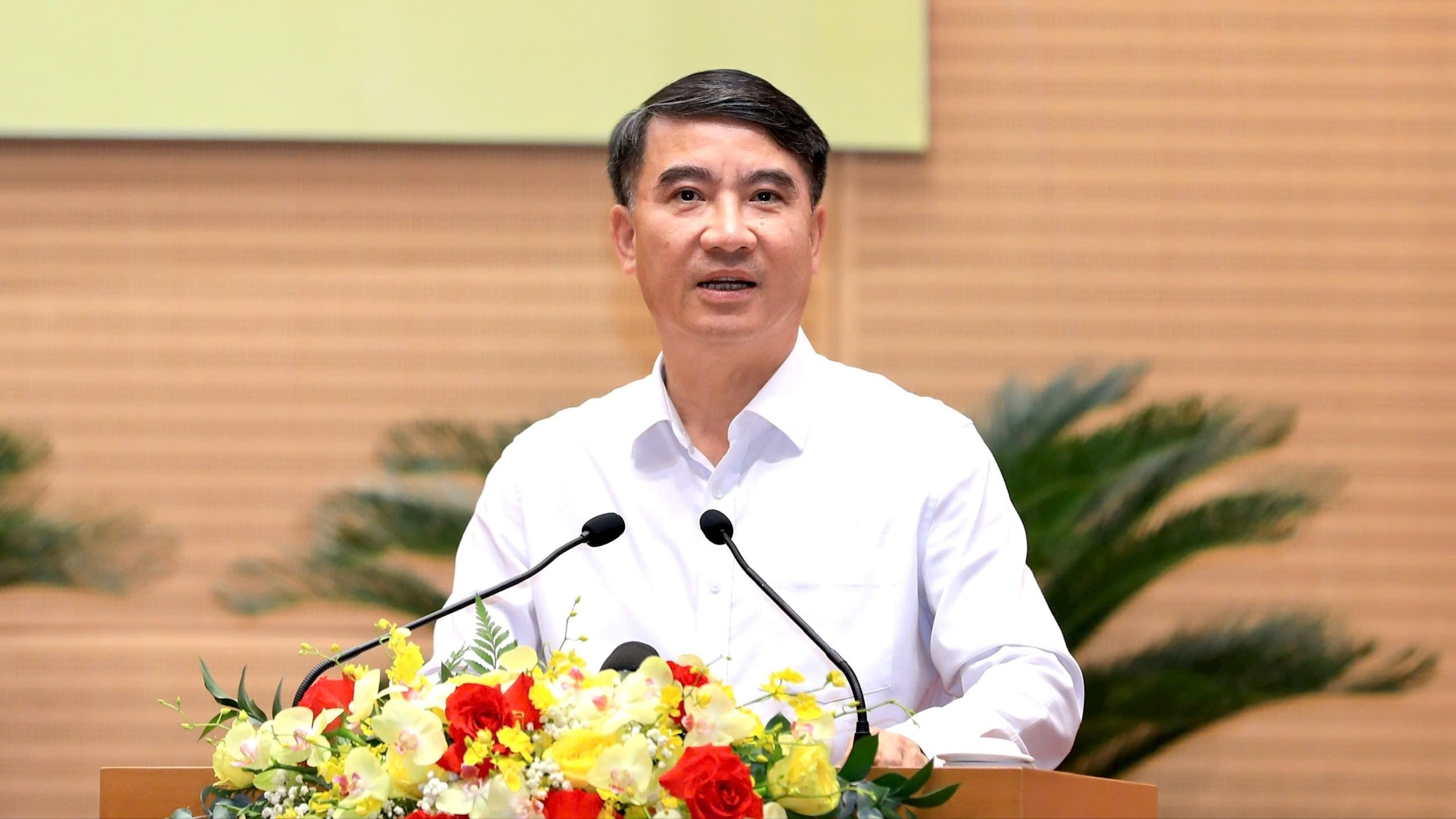 UBND thành phố tiếp thu, giải trình ý kiến thảo luận tổ
