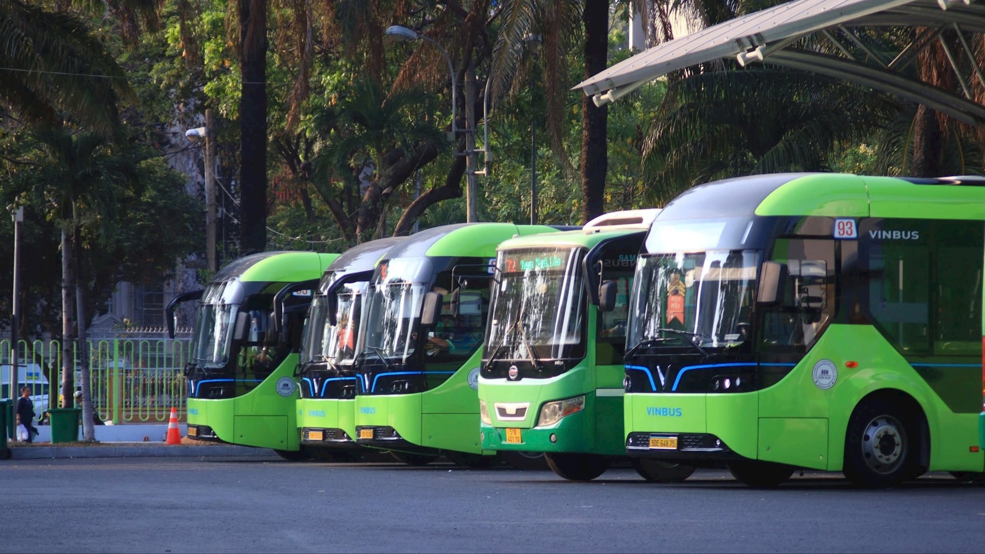 Miễn phí xe buýt - cú hích để người dân thay đổi thói quen đi lại
