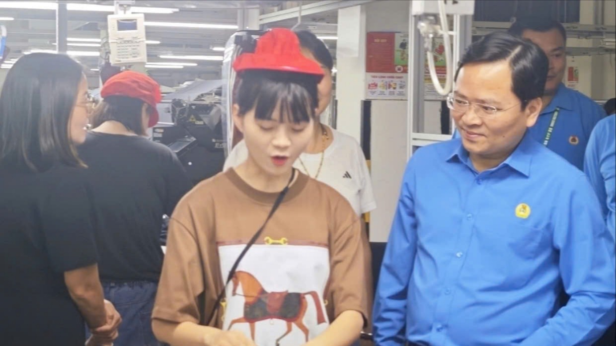 Đề xuất tăng lương tối thiểu vùng đến 9,8%