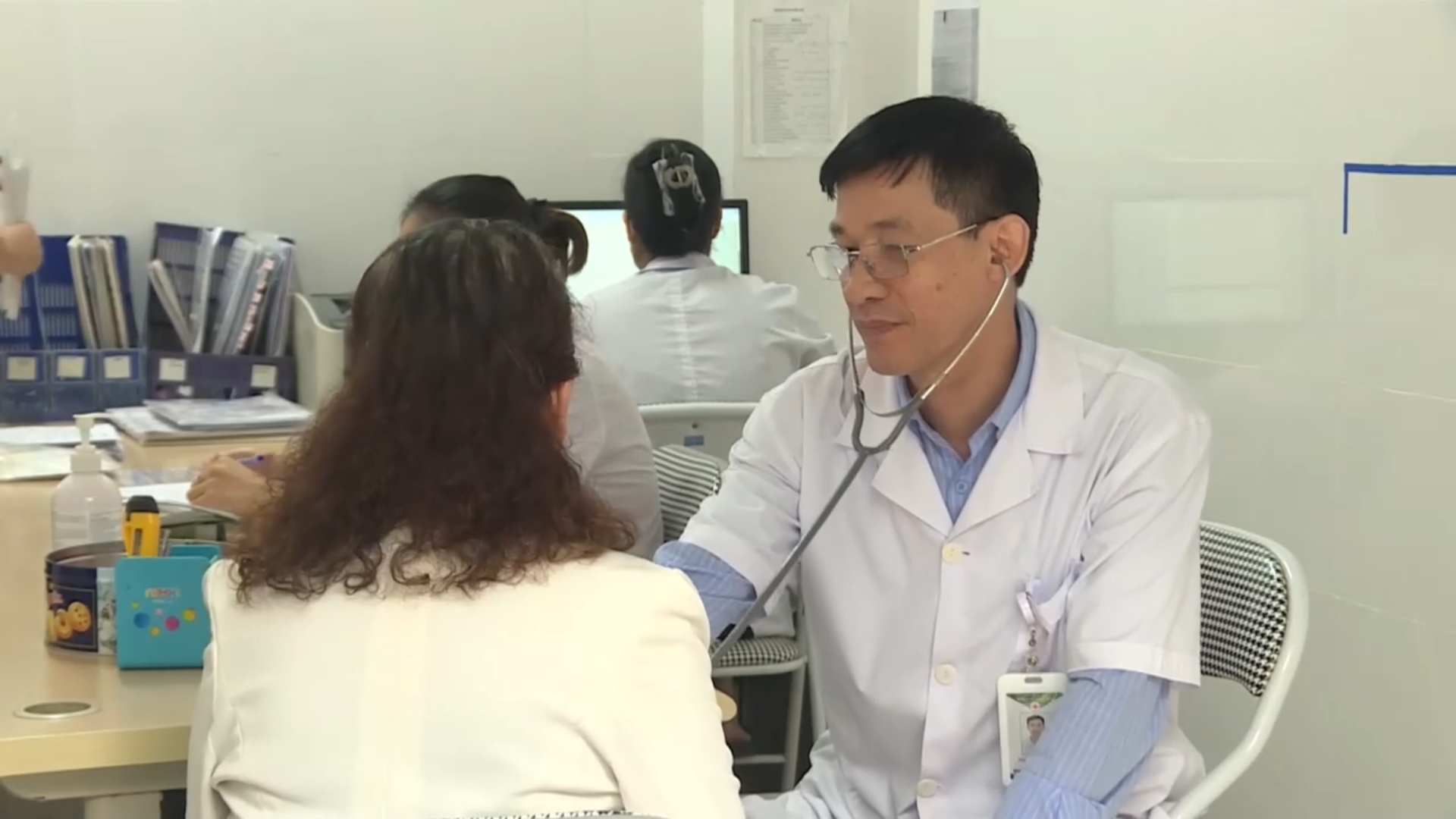 Giá khám, chữa bệnh tại nhiều bệnh viện tuyến trung ương tăng khoảng 4%