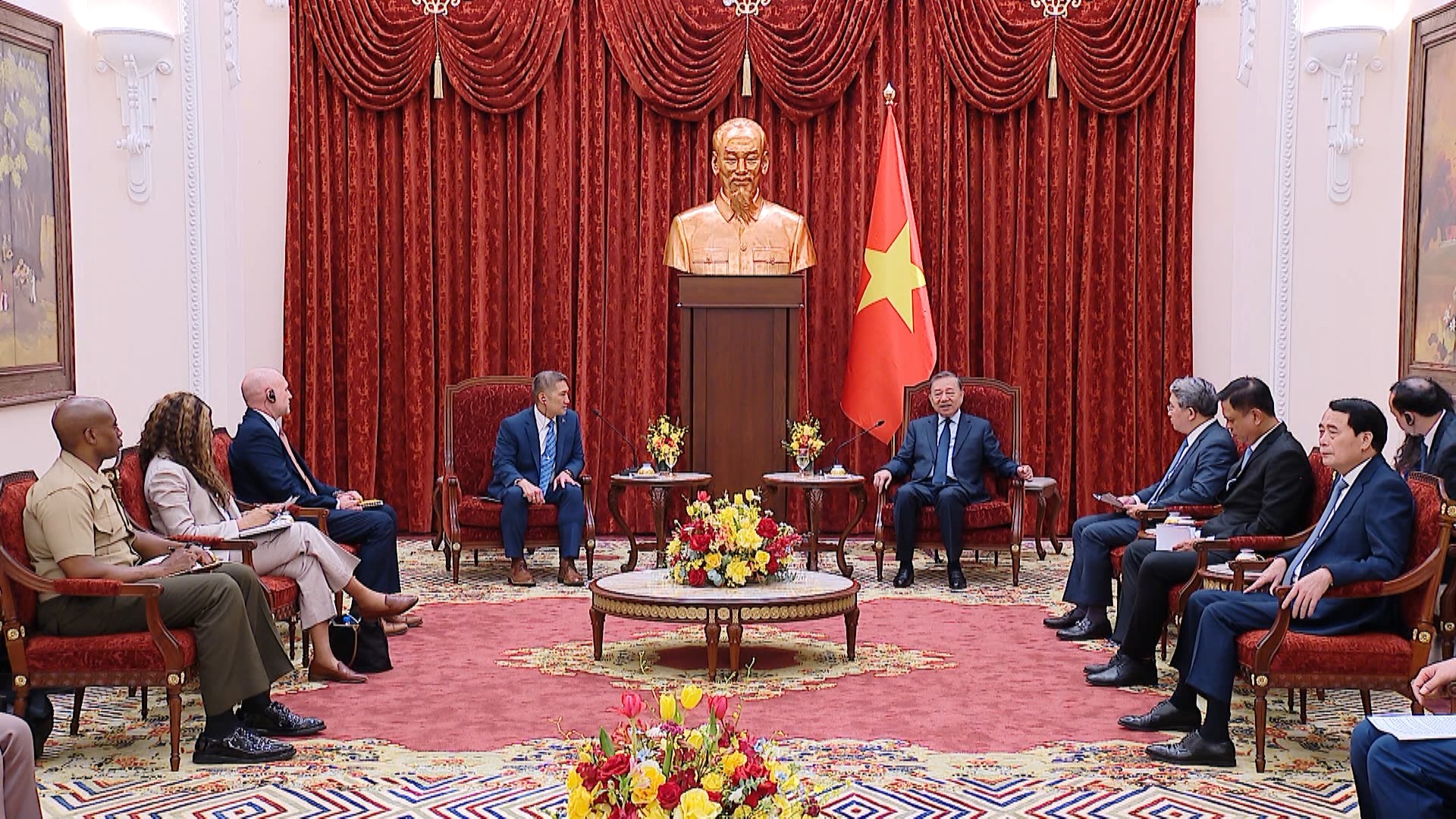 Tổng Bí thư, Chủ tịch nước Tô Lâm tiếp Quyền Bộ trưởng Hải quân Hoa Kỳ