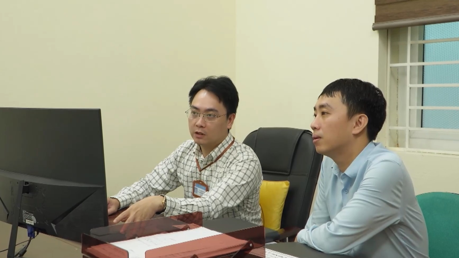 Tháo gỡ vướng mắc thủ tục hành chính y tế Thủ đô