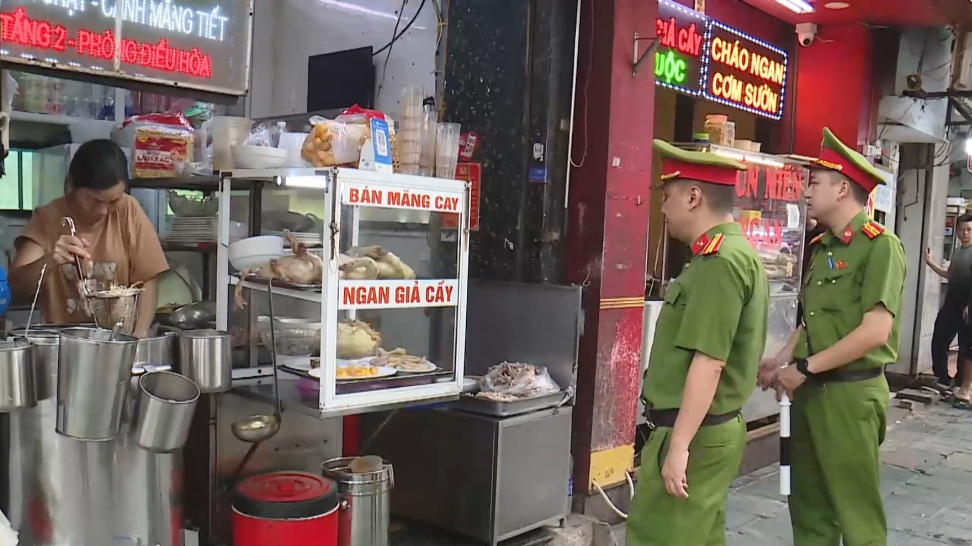 Hiệu quả từ tổ tuần tra Ba Nhất giữ bình yên phố phường