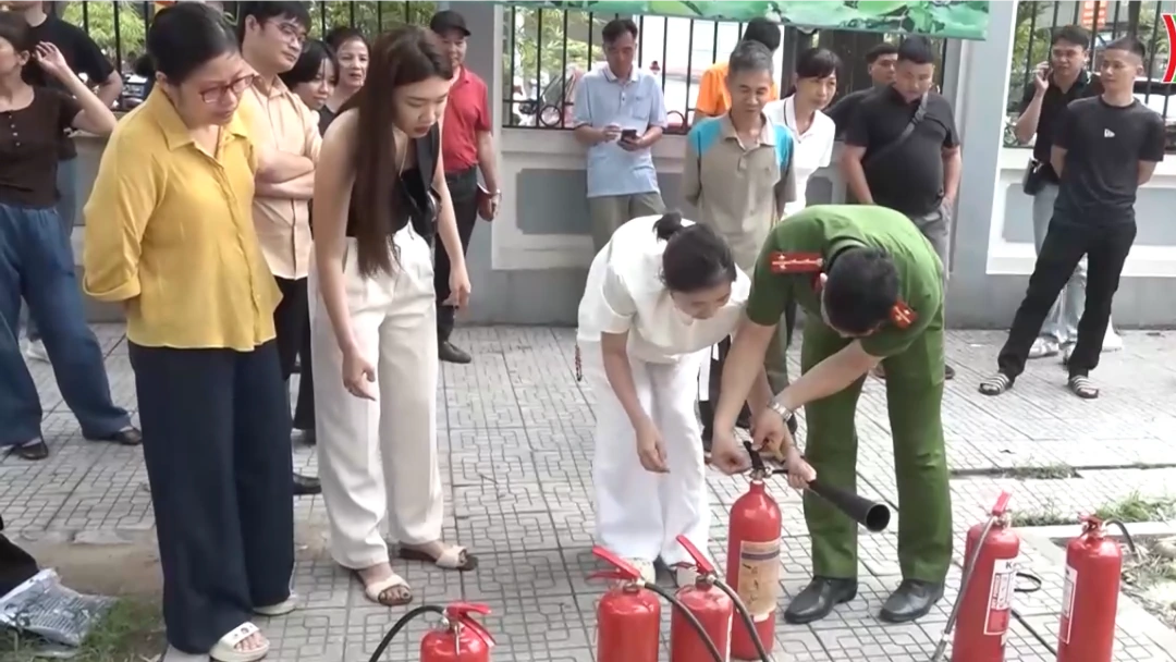 Đẩy mạnh kỹ năng PCCC cho người dân và doanh nghiệp