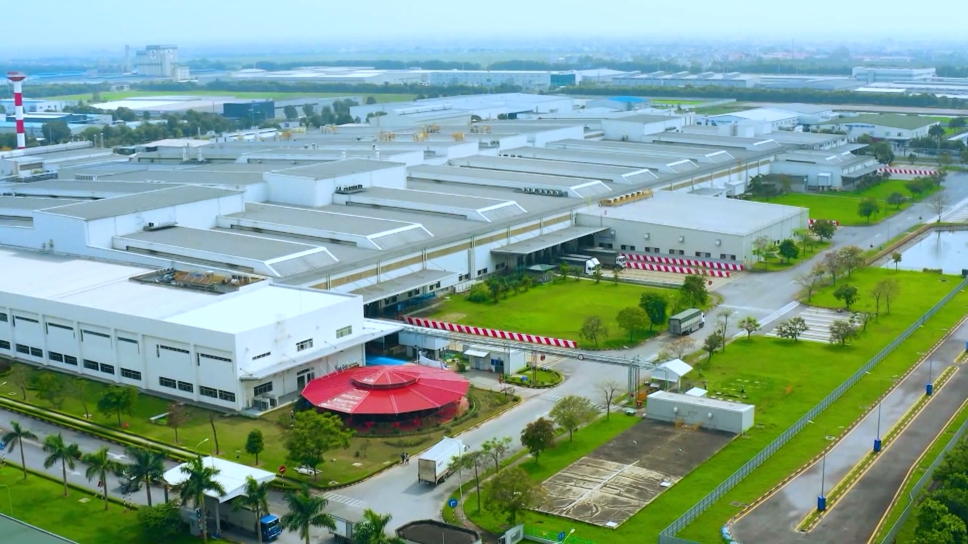 Việt Nam phấn đấu vào top đầu ASEAN về môi trường đầu tư kinh doanh