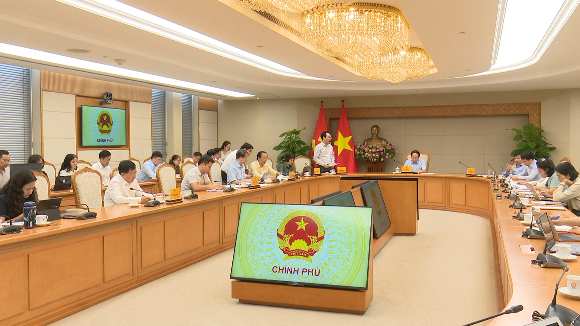 Giảm thủ tục hành chính cho giáo viên