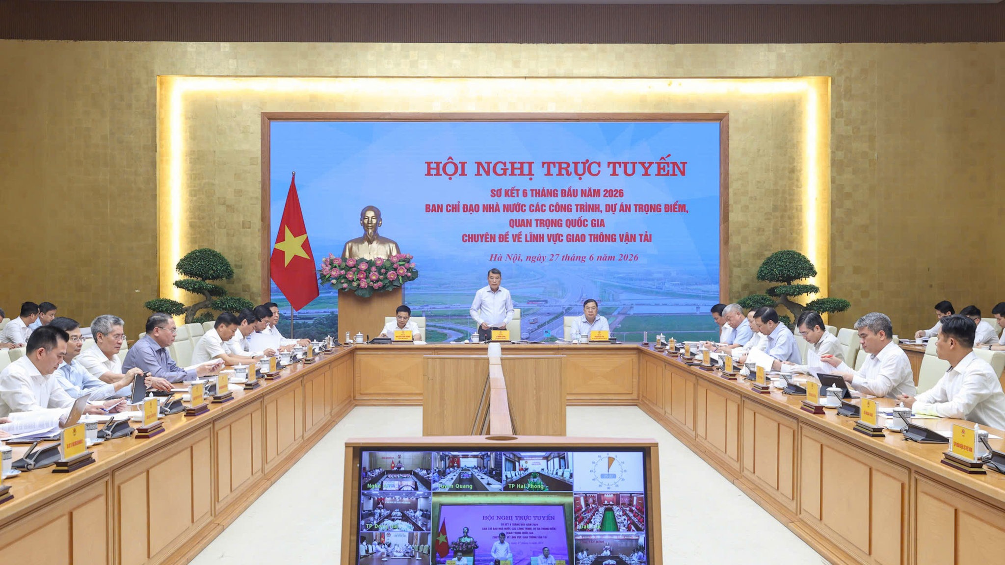 Hà Nội đẩy nhanh tiến độ các dự án giao thông trọng điểm