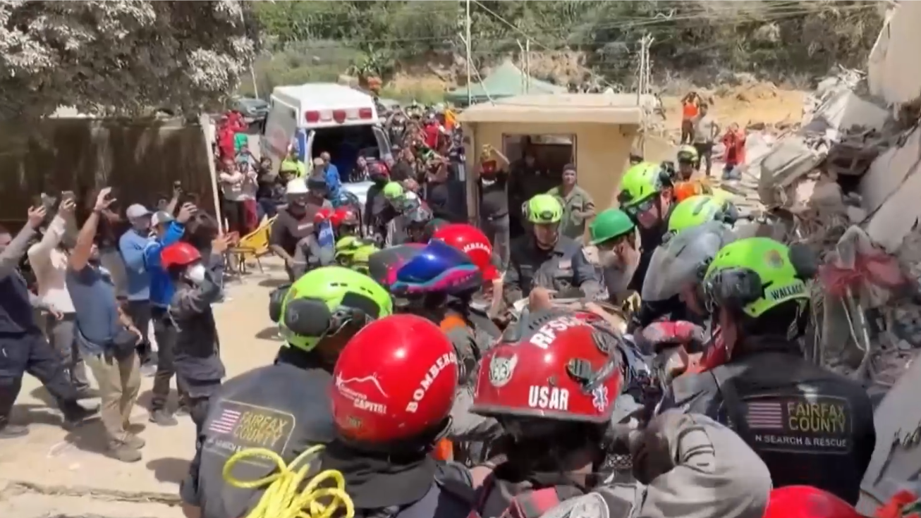 Nỗ lực tìm kiếm các nạn nhân trong trận động đất ở Venezuela