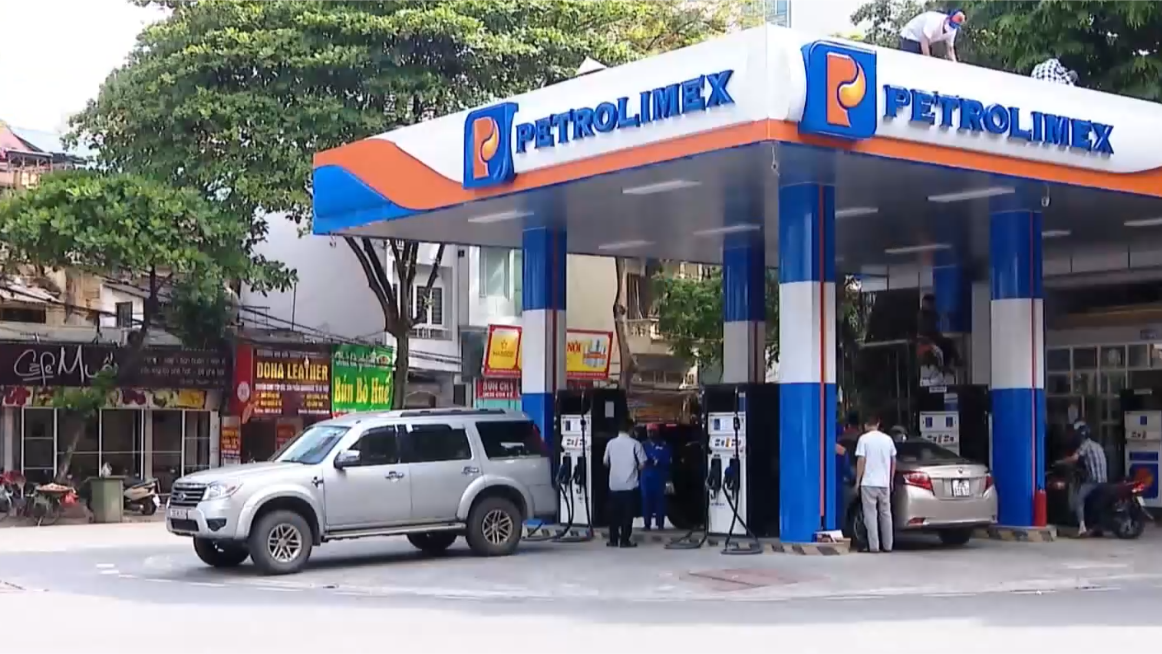 Bộ Công Thương được giao bảo đảm điện, xăng dầu