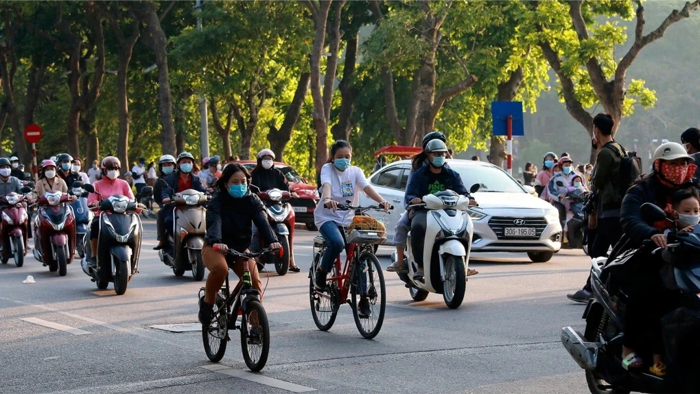 Hà Nội thí điểm Vùng phát thải thấp: Những phương tiện nào sẽ bị hạn chế?