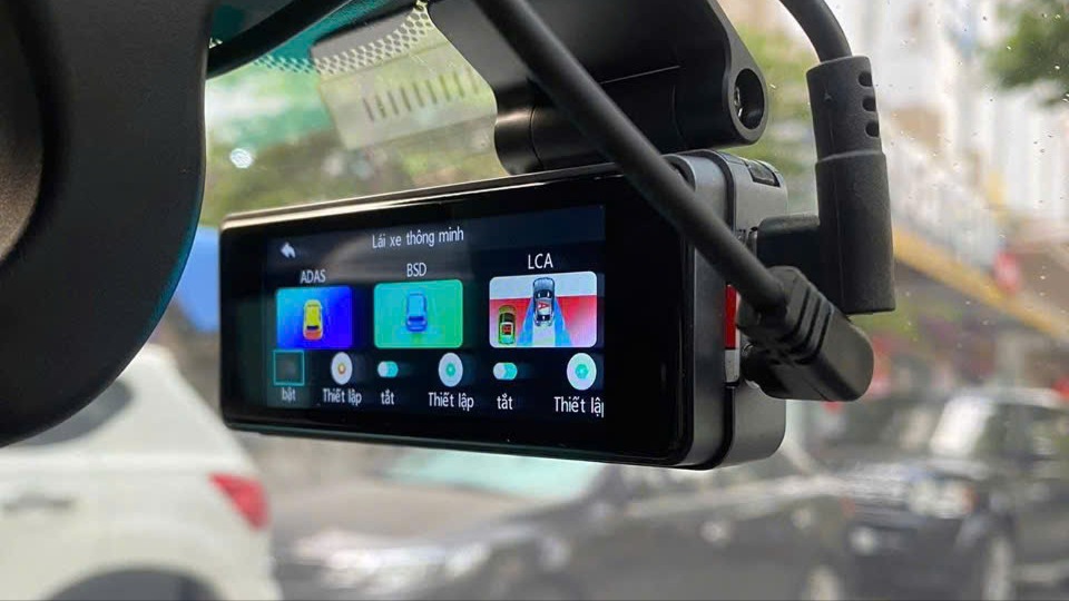 Các nhà xe chủ động lắp camera trước thời điểm 1/7 