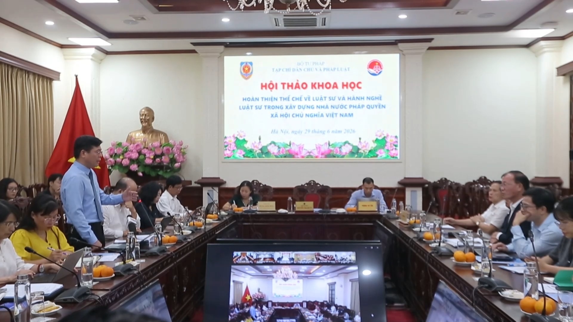 Hoàn thiện thể chế về luật sư và hành nghề luật sư
