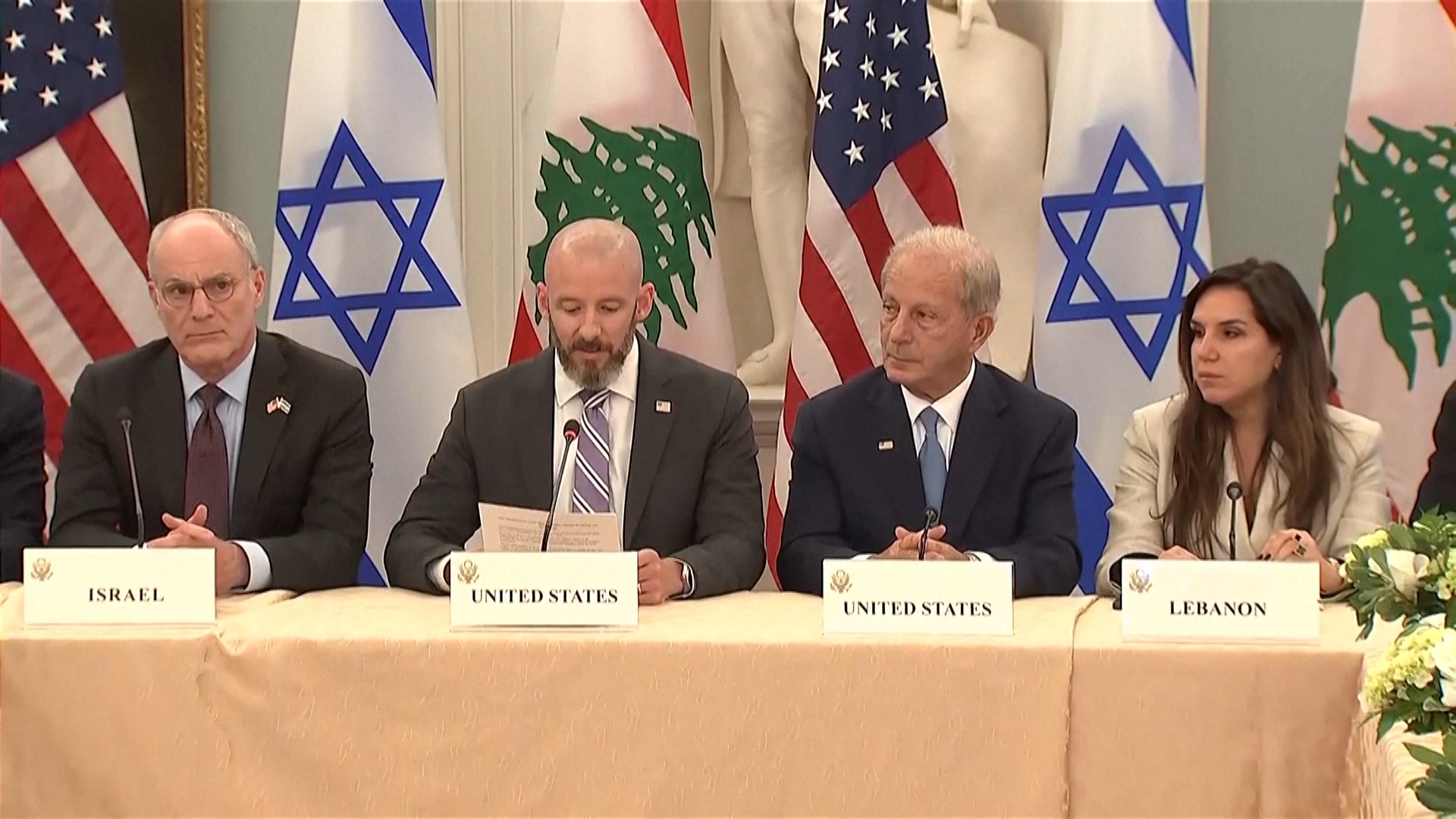 Israel và Liban đồng ý ngừng bắn