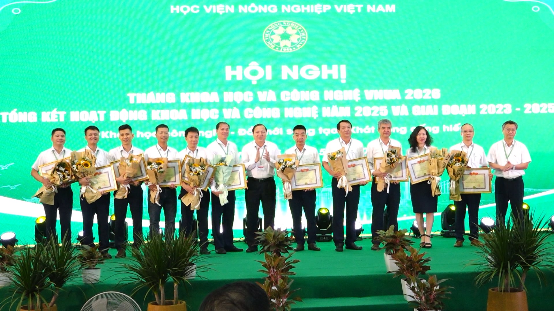 Khoa học công nghệ mở ra hướng đi mới cho nông nghiệp Việt Nam