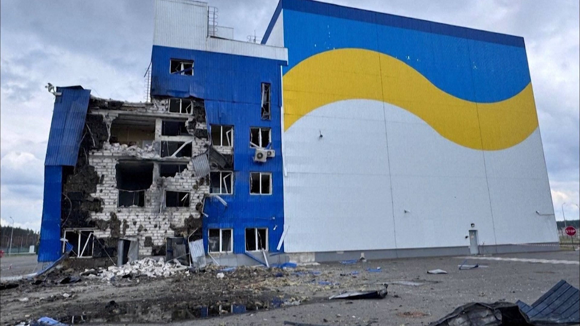 Ukraine cáo buộc Nga tấn công kho chứa nhiên liệu hạt nhân