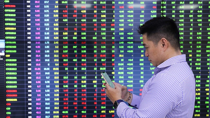 VN-Index tăng hơn 7 điểm, tiến gần mốc 1.900 điểm