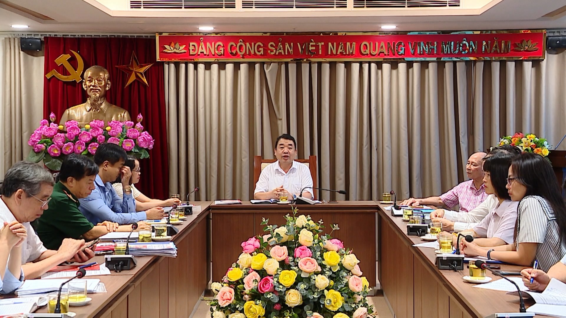 Sôi nổi Cuộc thi chính luận bảo vệ nền tảng tư tưởng của Đảng 