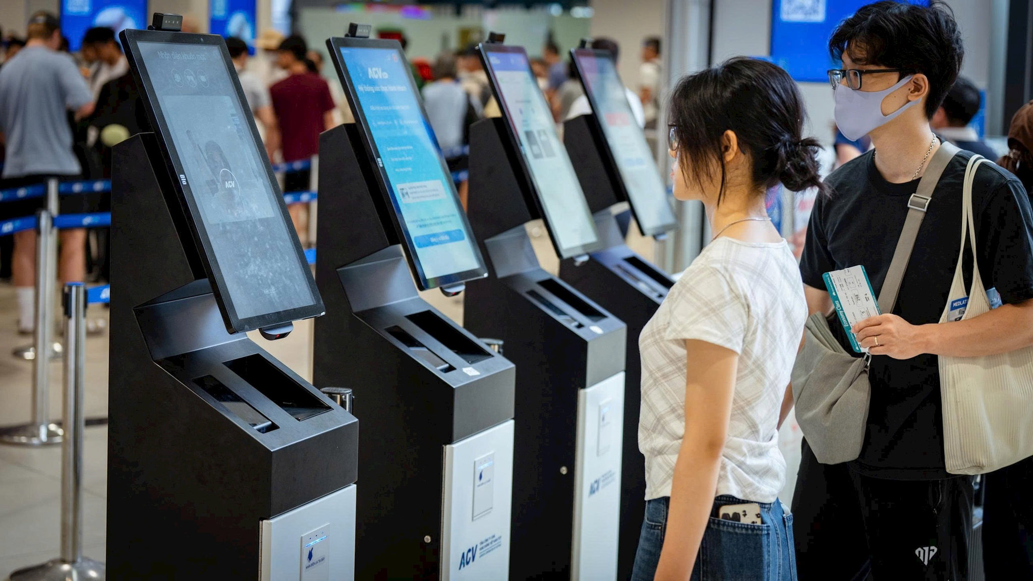 Check-in sinh trắc học: Hành trình mới tại sân bay Nội Bài