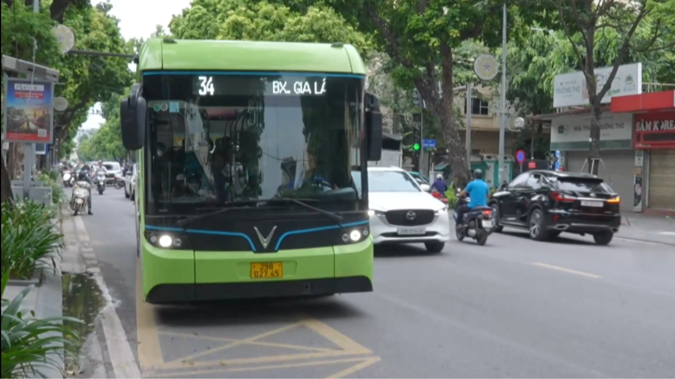 Miễn phí 263.000 lượt khách đi xe buýt trong Vành đai 1