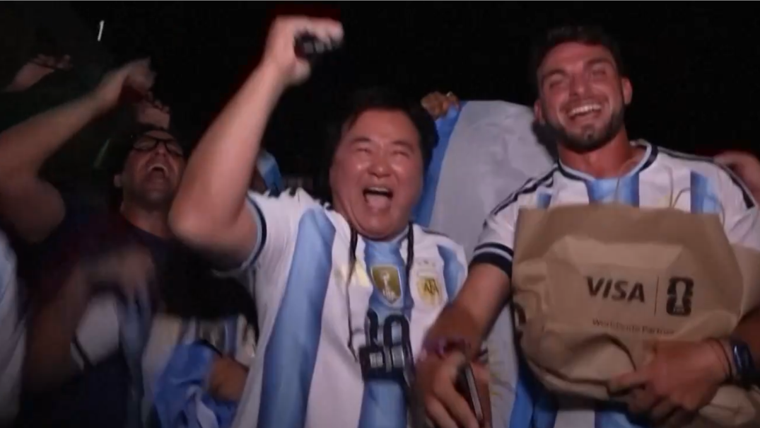 CĐV Argentina khiêu khích đội tuyển Anh